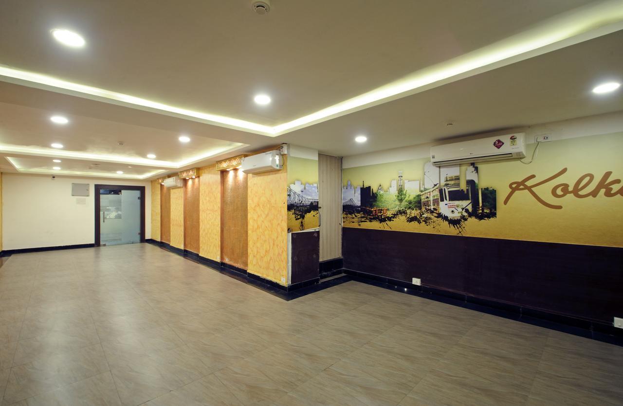 Oyo 8504 Namans Inn Calcutta Buitenkant foto