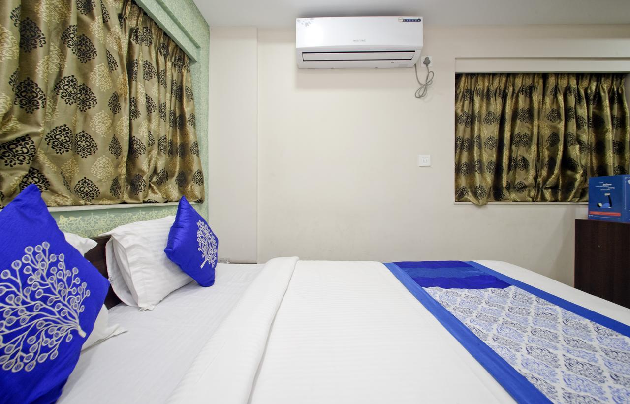 Oyo 8504 Namans Inn Calcutta Buitenkant foto
