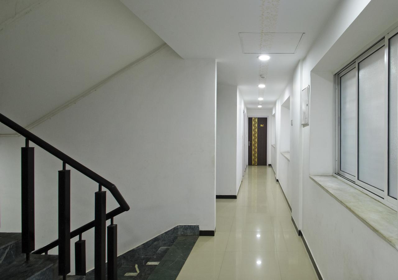 Oyo 8504 Namans Inn Calcutta Buitenkant foto