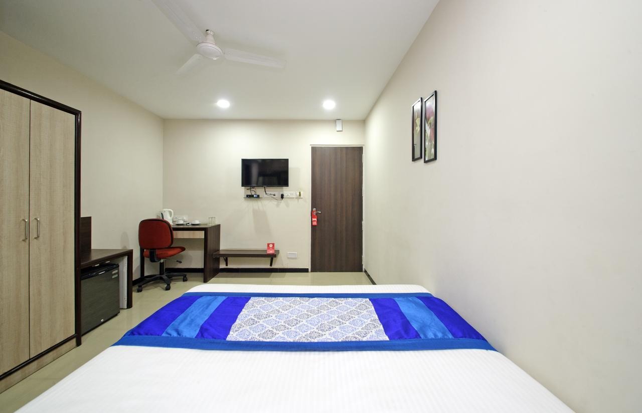 Oyo 8504 Namans Inn Calcutta Buitenkant foto